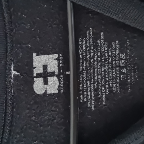 UO Cute Edgy Pullover Sweater - Picture 4 of 4